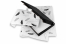 Schwarzen Maxibriefkartons - Beispiel mit Seidenpapier | Briefumschlaegebestellen.de