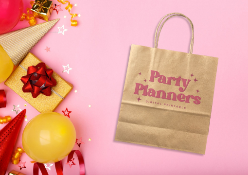  Tragetaschen aus Papier mit Kordelhenkel | Briefumschlaegebestellen.de