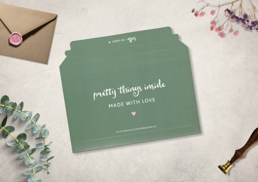  Versandtaschen aus Wellpappe Weiß | Briefumschlaegebestellen.de