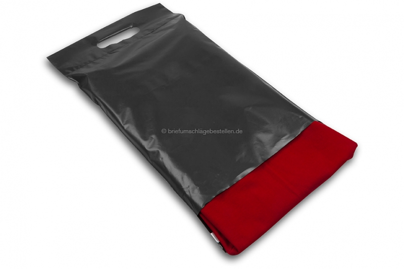 Blickdichte Folienumschläge aus reißfestem Kunststoff schwarz mit Griff
